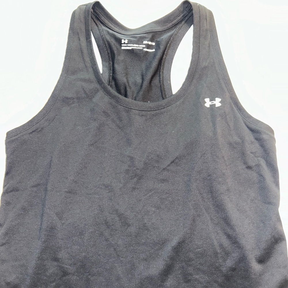 Black under armour tank